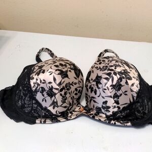 Beautiful floral 38E bra